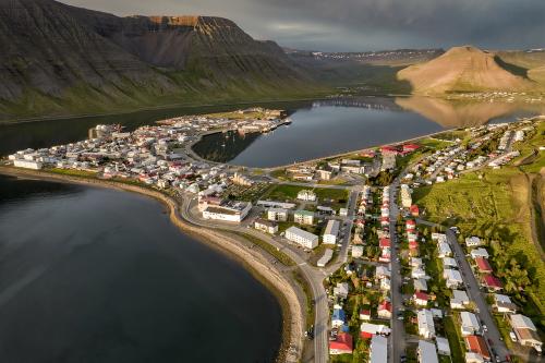 Island – Land der Naturwunder © Rita und Harald Schneider