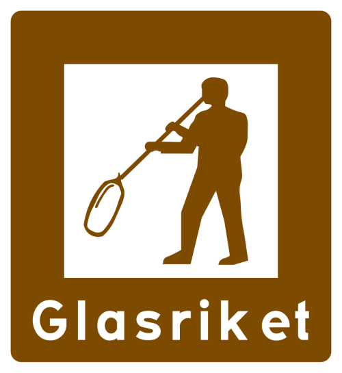 Strassenschild alsTourismus-Hinweis auf das Glasreich � Transportstyrelsen